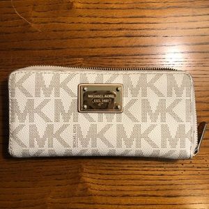 Michael Kors wallet